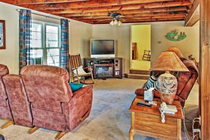 Happy Jack Getaway with Hot Tub and Wraparound Porch! - image 15